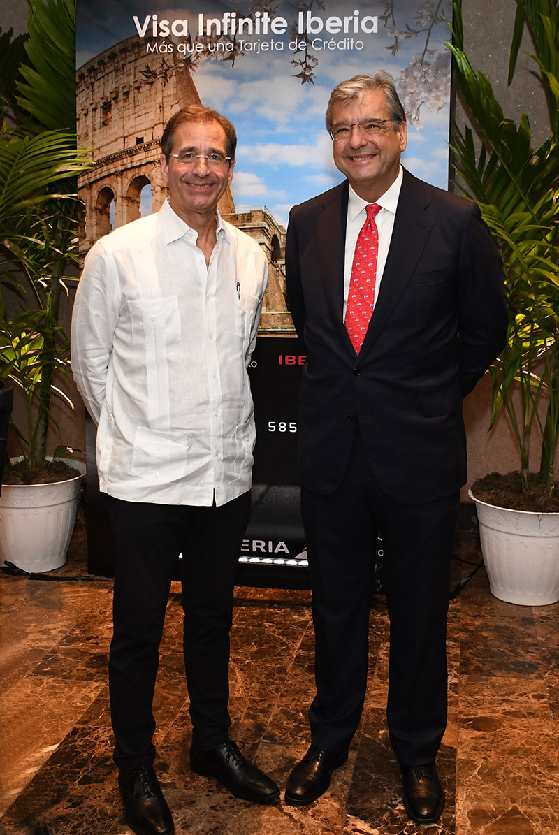 Lanzamiento al mercado la tarjeta de crédito VISA INFINITE IBERIA. Banco López de Haro.